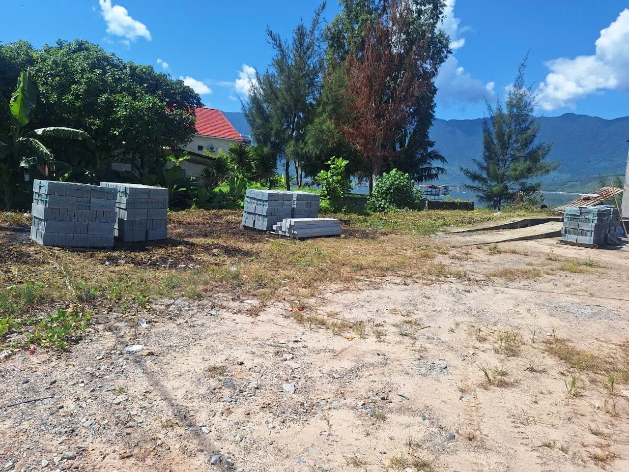 Nhà cấp 4 1208m² mặt tiền 52m Lạc Long Quân, Đà Nẵng — tiềm năng kinh doanh, mặt tiền đường lớn