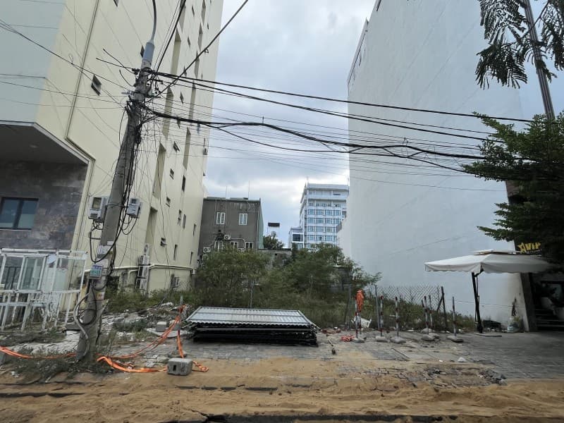 Đất 415.5m² mặt tiền 15m Lý Thánh Tông, Sơn Trà — gần biển, mặt tiền đường lớn, ô tô đỗ cửa