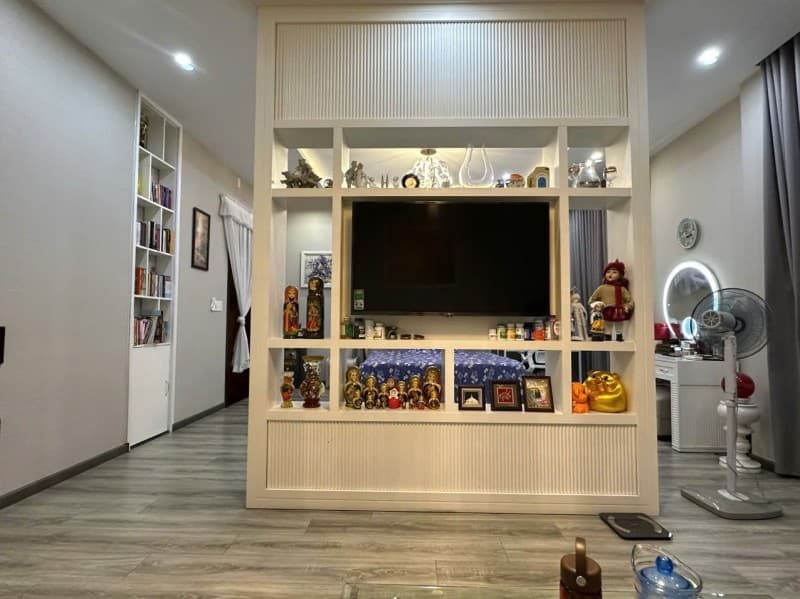 Nhà 3 tầng 366.8m² mặt tiền 13.5m Đảo Nổi, Cẩm Lệ — tiềm năng kinh doanh, mặt tiền đường lớn, ô tô đỗ cửa, tiềm năng tăng giá