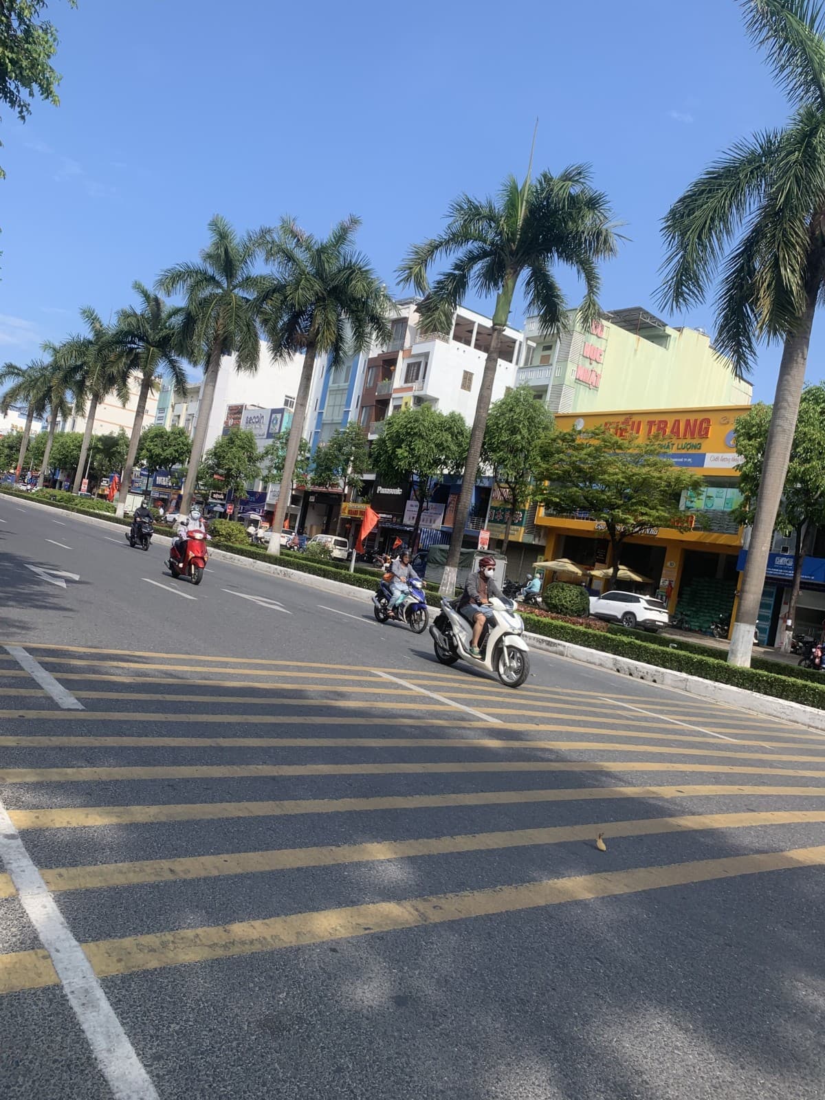 Nhà 2 tầng 132.2m² mặt tiền 7.2m Điện Biên Phủ, Thanh Khê — gần trường học, tiềm năng kinh doanh, mặt tiền đường lớn, tiềm năng tăng giá