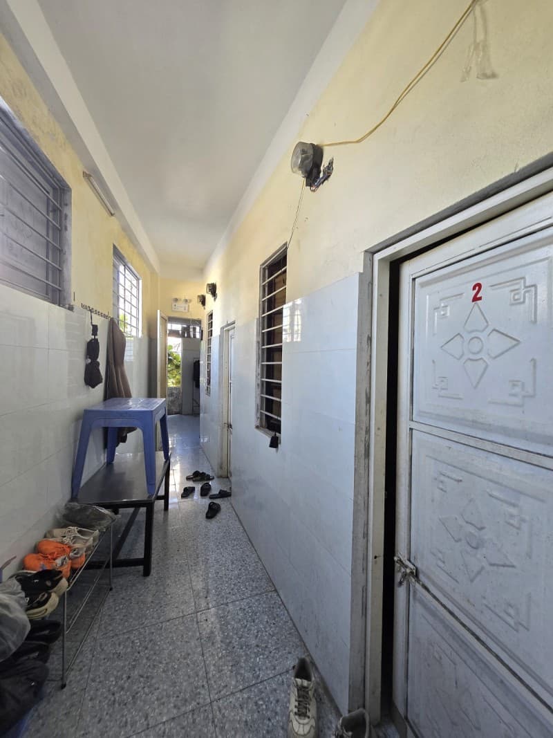 Nhà 3 tầng 203m² mặt tiền 12m Núi Thành, Hải Châu — tiềm năng kinh doanh, mặt tiền đường lớn, đường 10.5m, ô tô đỗ cửa