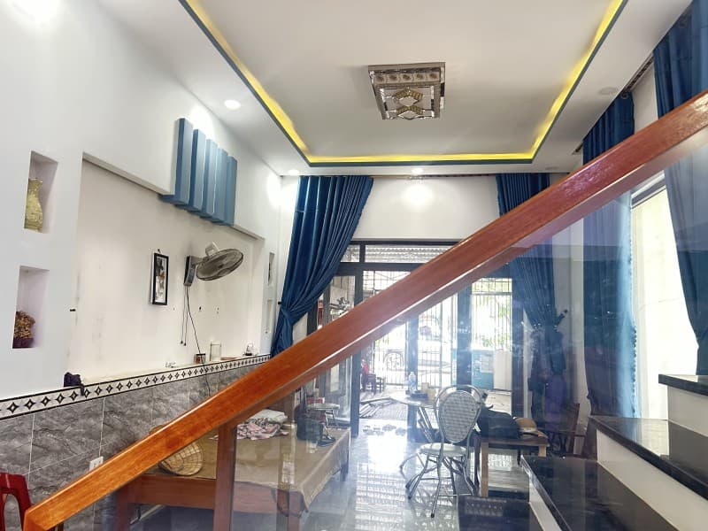 Nhà 2 tầng 500m² mặt tiền 7m Thôn Hoà Hải, Hoà Vang — tiềm năng kinh doanh, mặt tiền đường lớn, ô tô đỗ cửa, tiềm năng tăng giá