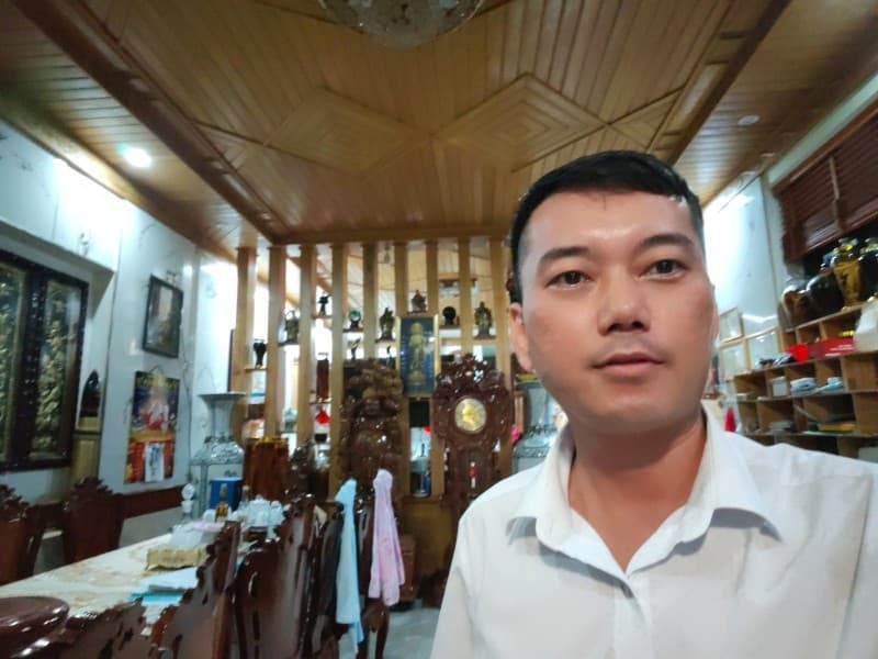 Nhà 2 tầng 166m² mặt tiền 10m Vân Đồn, Sơn Trà — gần biển, tiềm năng kinh doanh, mặt tiền đường lớn, ô tô đỗ cửa