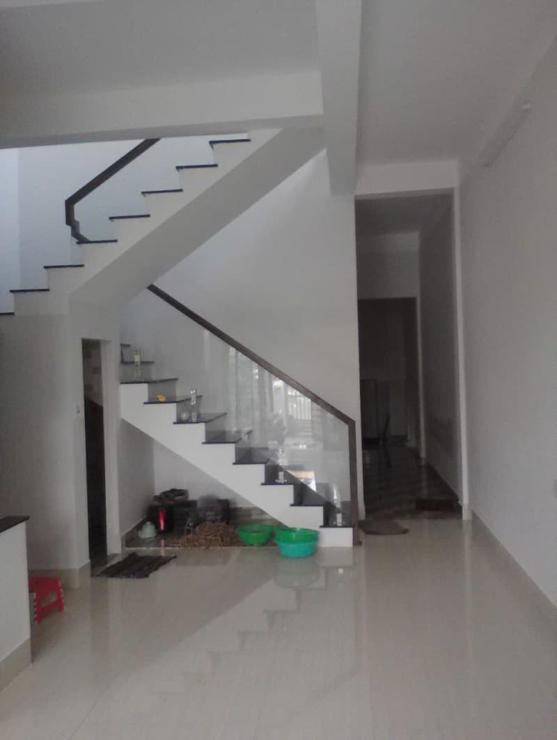 Nhà 2 tầng 100m² mặt tiền 5m Nguyễn Phú Hường, Hoà Thọ Tây Cẩm Lệ — gần chợ, gần trường học, ô tô đỗ cửa, tiềm năng tăng giá