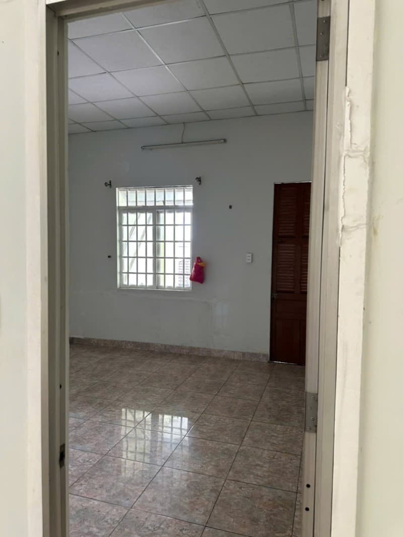 Nhà 3 tầng 106m² mặt tiền 4.5m Nguyễn Văn Linh, Hải Châu — tiềm năng kinh doanh, mặt tiền đường lớn, ô tô đỗ cửa, có dòng tiền