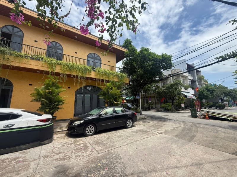 Nhà 2 tầng 100m² mặt tiền 5m Trần Văn Dư, Ngũ Hành Sơn — tiềm năng kinh doanh, mặt tiền đường lớn, tiềm năng tăng giá, có dòng tiền