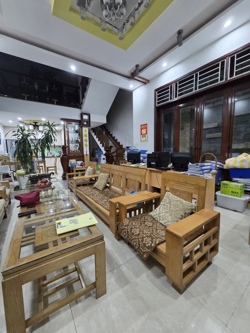 Nhà 3 tầng 119m² mặt tiền 6m Ông Ích Khiêm, Hải Châu — tiềm năng kinh doanh, ô tô đỗ cửa