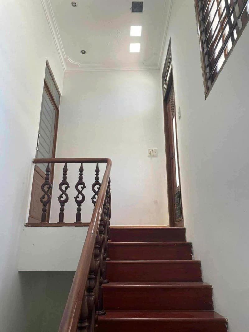 Nhà 3 tầng 108m² mặt tiền 4.5m Đoàn Hữu Trưng, Thanh Khê — gần chợ, gần trường học, tiềm năng kinh doanh, mặt tiền đường lớn