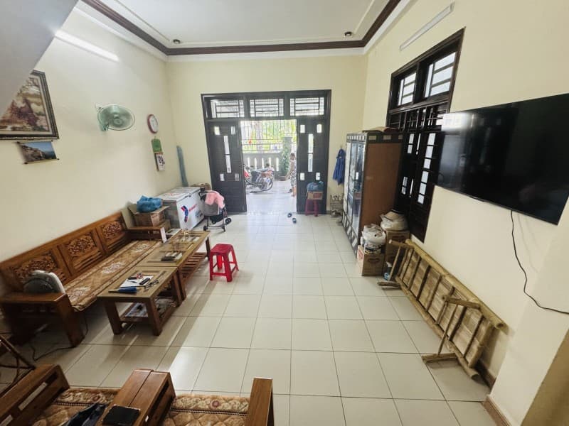 Nhà 2 tầng 150m² mặt tiền 5.5m Phan Bá Phiến, Sơn Trà — gần biển, tiềm năng kinh doanh, mặt tiền đường lớn, tiềm năng tăng giá