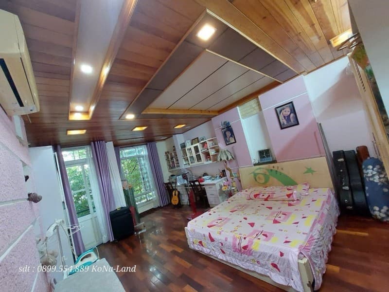 Nhà 2 tầng 130m² mặt tiền 9m Nguyễn Du, Hải Châu — gần biển, tiềm năng kinh doanh, mặt tiền đường lớn, ô tô đỗ cửa