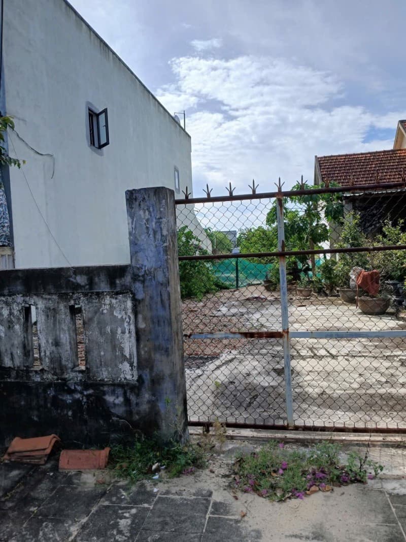 Đất 300m² mặt tiền 10m Khu TĐC Bình Dương, Điện Bàn — gần biển, tiềm năng kinh doanh, mặt tiền đường lớn, đường 15m