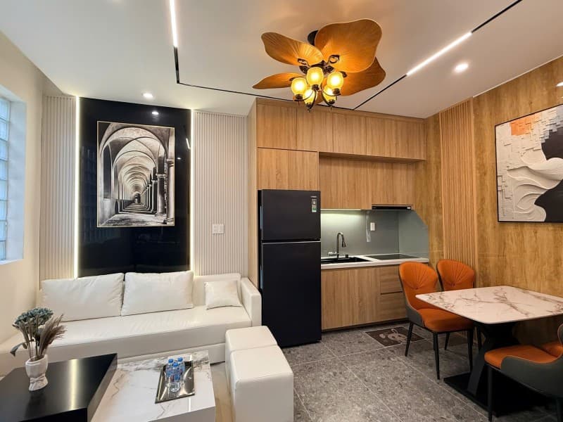 Nhà 3 tầng 50m² mặt tiền 2.5m Lê Duẩn, Thanh Khê — gần chợ, tiềm năng kinh doanh, mặt tiền đường lớn