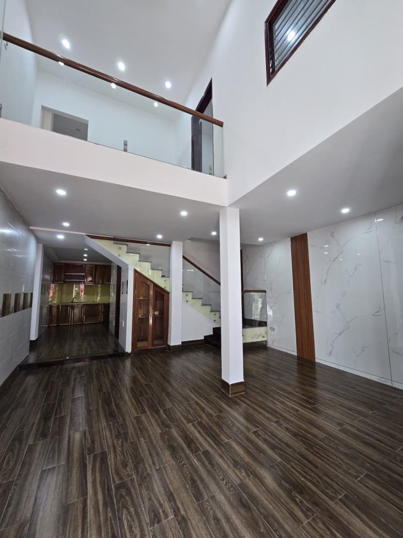 Nhà 2 tầng 62m² mặt tiền 5.6m Tôn Thất Đạm, Thanh Khê — gần biển, gần chợ, gần trường học, ô tô đỗ cửa