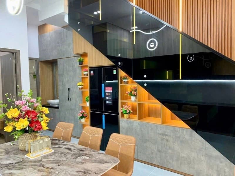 Nhà 3 tầng 83m² mặt tiền 4.5m Hồ Tùng Mậu, Liên Chiểu — gần biển, tiềm năng kinh doanh, mặt tiền đường lớn, đường 10m