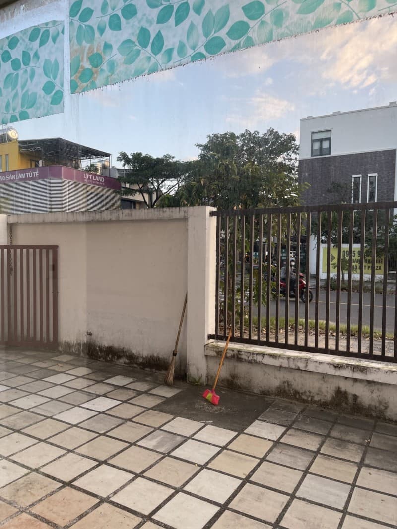 Nhà 2 tầng 160m² mặt tiền 8m Khu đô thị công nghệ FPT, Ngũ Hành Sơn — mặt tiền đường lớn, tiềm năng tăng giá, có dòng tiền