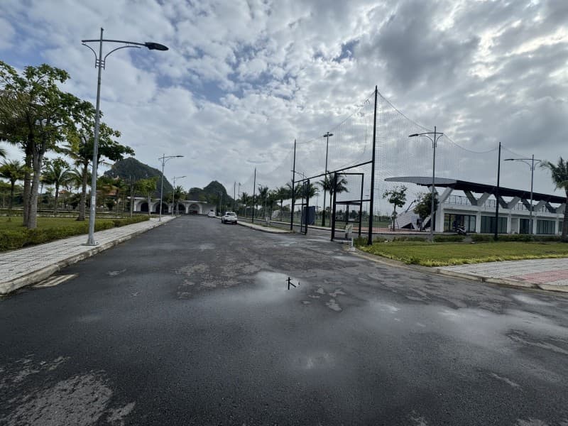 Nhà 100m² (1x100) Đầm Sen Ngũ Hành Sơn — view đẹp