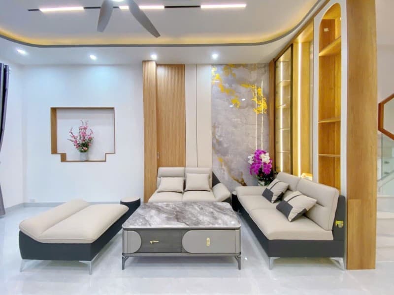 Nhà 3 tầng 72m² mặt tiền 4.5m Hoà Minh 7, Liên Chiểu — gần biển, gần trường học, gần bệnh viện, tiềm năng kinh doanh