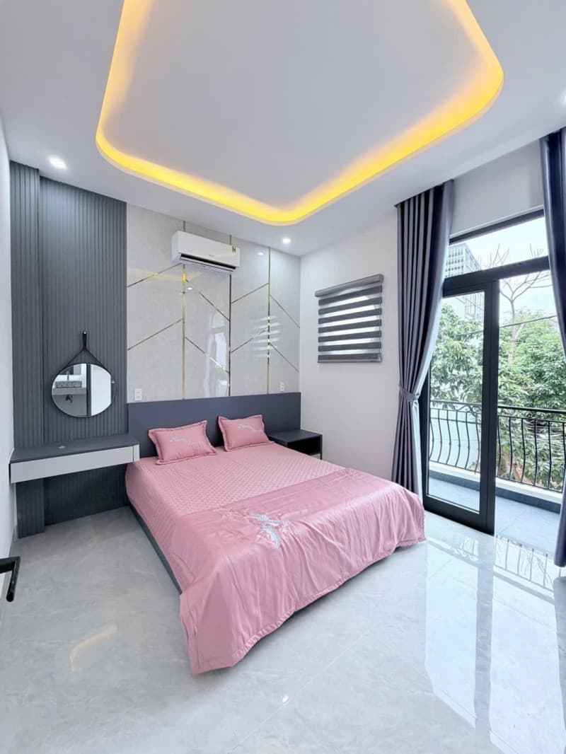Nhà 3 tầng 63.6m² mặt tiền 5.8m Bàu Năng, Liên Chiểu — gần chợ, ô tô đỗ cửa, có dòng tiền