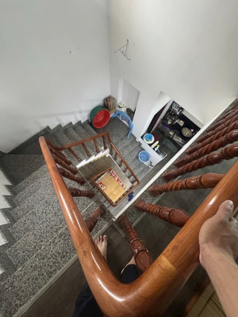 Nhà 3 tầng 100m² mặt tiền 6m Khái Tây 1, Ngũ Hành Sơn — tiềm năng kinh doanh, mặt tiền đường lớn, ô tô đỗ cửa, tiềm năng tăng giá