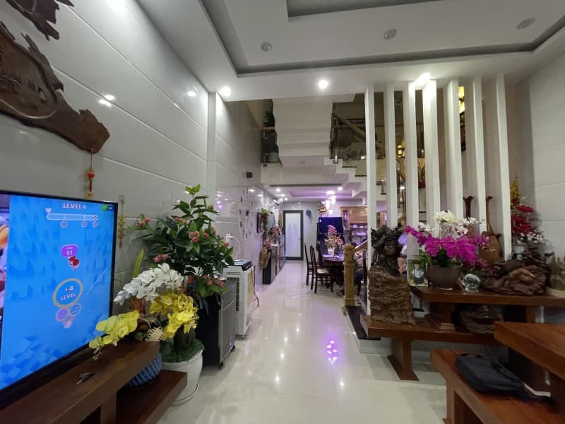 Nhà 4 tầng 72m² mặt tiền 4.5m Hòa Minh, Liên Chiểu — gần biển, gần chợ, gần trường học, tiềm năng kinh doanh