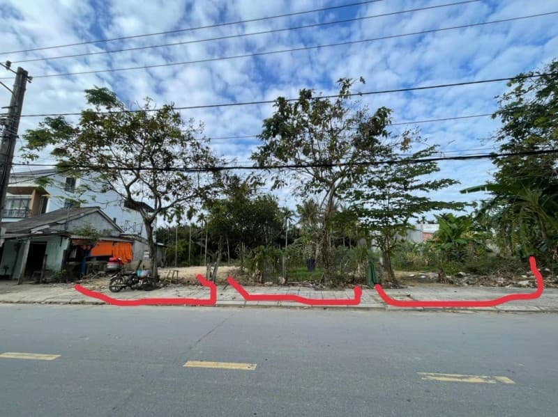 Đất 340m² mặt tiền 8m Nguyễn Tri Phương, Hội An — tiềm năng kinh doanh, mặt tiền đường lớn, ô tô đỗ cửa, có dòng tiền