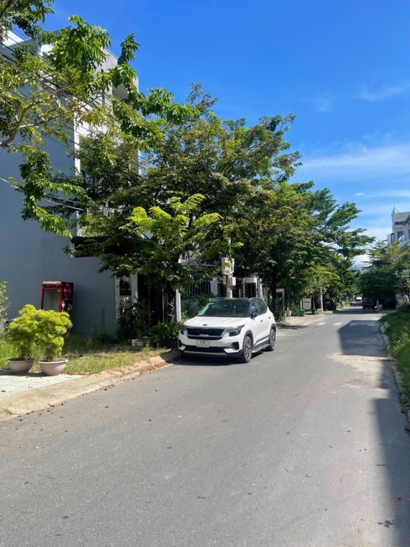 Nhà 5 tầng 95m² mặt tiền 19m Đoàn Văn Cừ, Liên Chiểu — tiềm năng kinh doanh, mặt tiền đường lớn, ô tô đỗ cửa, tiềm năng tăng giá