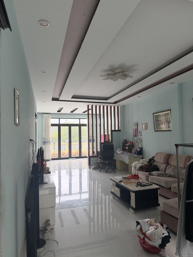 Nhà 2 tầng 198m² mặt tiền 8m Âu Cơ, Liên Chiểu — tiềm năng kinh doanh, mặt tiền đường lớn, ô tô đỗ cửa, có dòng tiền