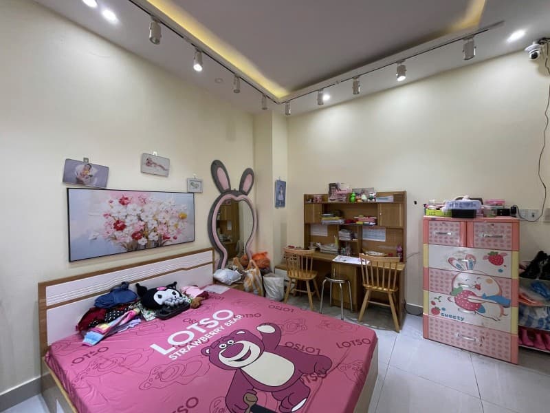 Nhà 3 tầng 50m² mặt tiền 5m Ngũ Hành Sơn, Ngũ Hành Sơn — tiềm năng kinh doanh, mặt tiền đường lớn, ô tô đỗ cửa, có dòng tiền