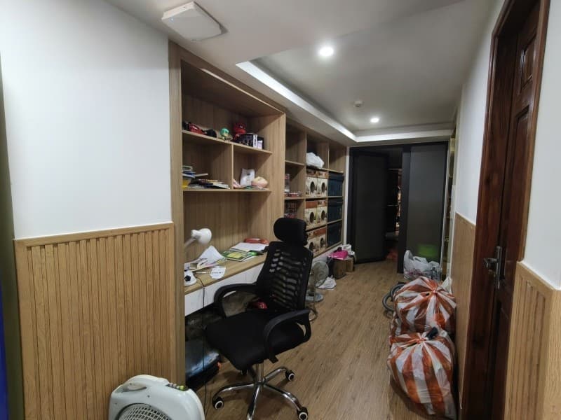 Nhà 5 tầng 100m² mặt tiền 4.8m Nguyễn Hữu Thọ, Hải Châu — tiềm năng kinh doanh, mặt tiền đường lớn, ô tô đỗ cửa, có dòng tiền