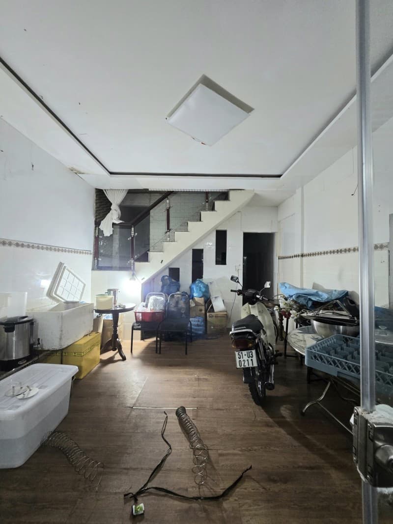 Nhà 3 tầng 59m² mặt tiền 4.5m Lê Duẩn, Thanh Khê — tiềm năng kinh doanh, ô tô đỗ cửa, có dòng tiền