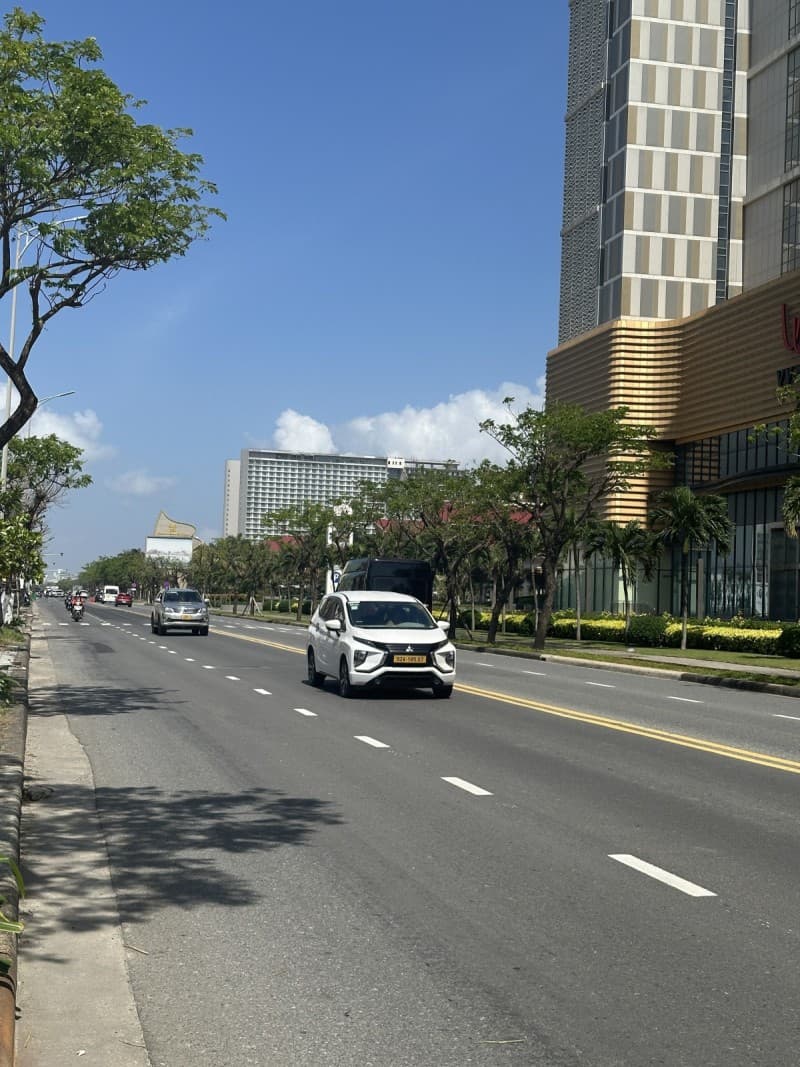 Căn hộ 313.7m² (1x313.7) mặt tiền Trường Sa Ngũ Hành Sơn