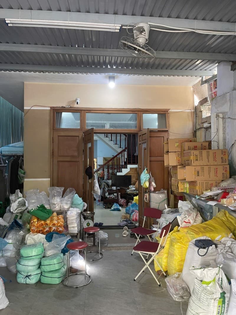 Nhà 2 tầng 152.2m² mặt tiền 5.7m Đặng Vũ Hỷ, Sơn Trà — gần biển, tiềm năng kinh doanh, mặt tiền đường lớn, có dòng tiền