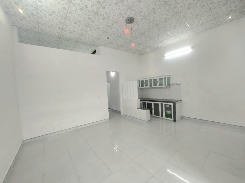 Nhà cấp 4 60m² mặt tiền 5.7m Âu Cơ, Liên Chiểu — gần biển, gần chợ, gần bệnh viện, có dòng tiền