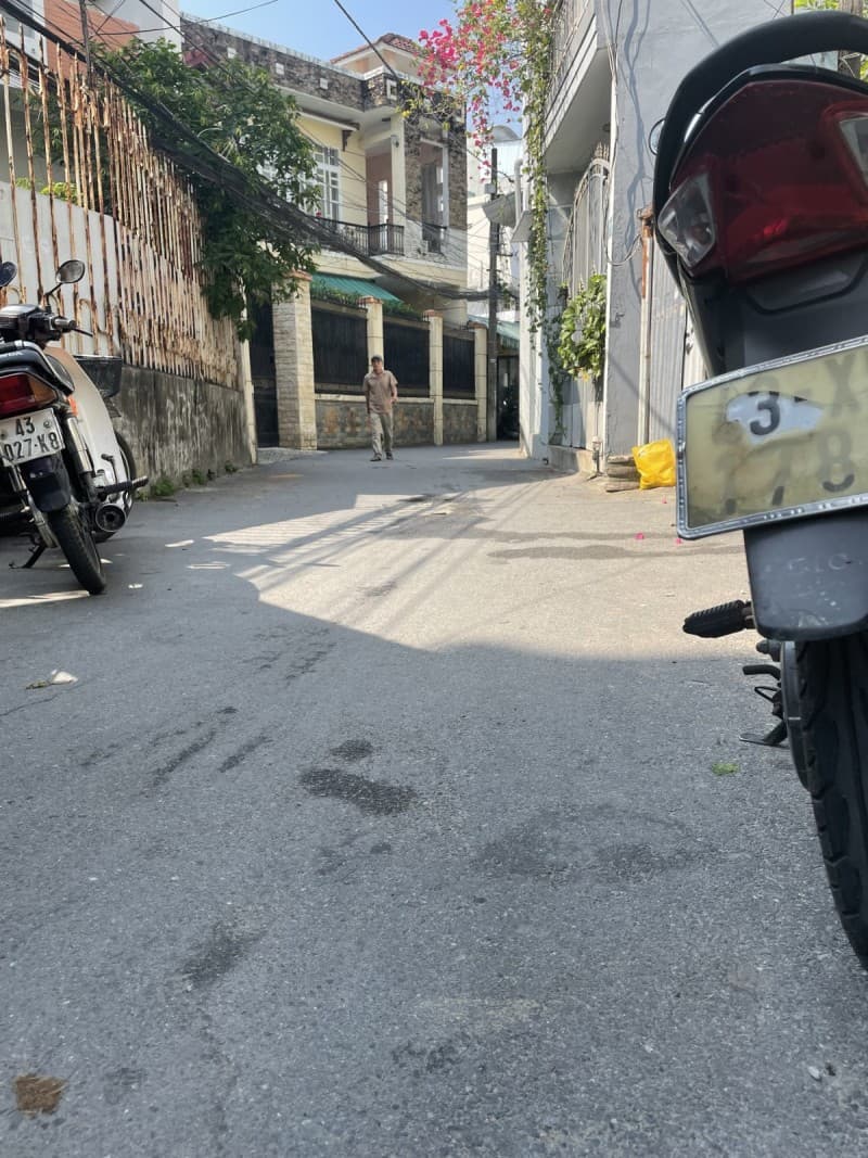 Đất 75m² mặt tiền 10.7m Ông Ích Khiêm, Hải Châu — gần trường học, gần bệnh viện, tiềm năng kinh doanh, mặt tiền đường lớn