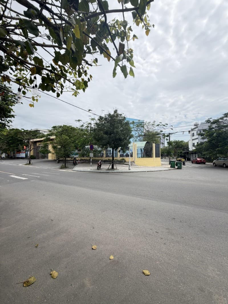 Nhà 2 tầng 258m² mặt tiền 7.5m Trần Duy Chiến, Sơn Trà — tiềm năng kinh doanh, mặt tiền đường lớn, ô tô đỗ cửa, tiềm năng tăng giá