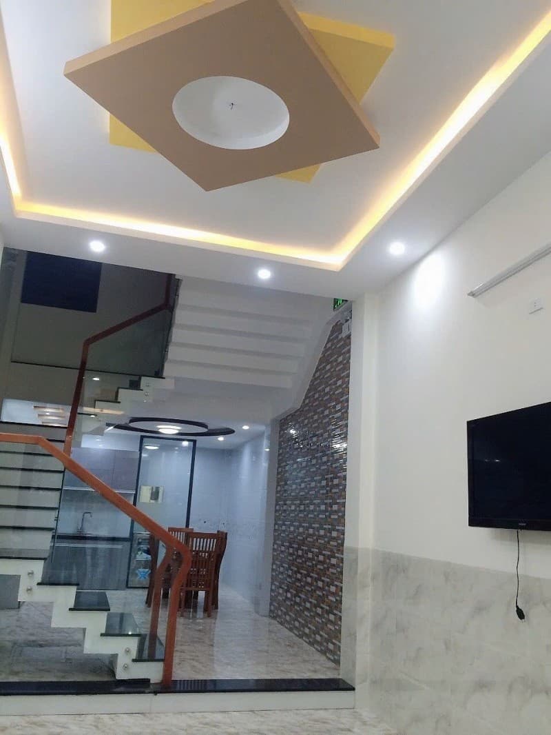 Nhà 3 tầng 55.9m² mặt tiền 3.54m Lê Văn Hiến, Ngũ Hành Sơn — gần biển, tiềm năng kinh doanh, mặt tiền đường lớn, đường 48m