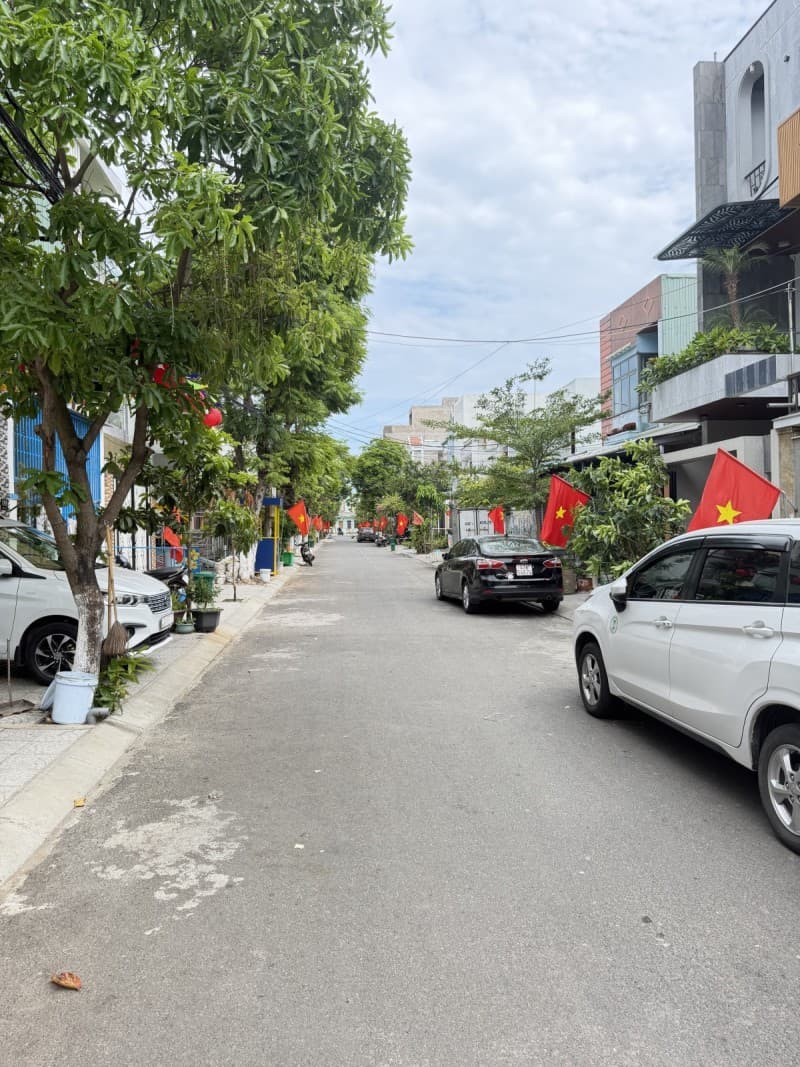 Nhà 2 tầng 115m² mặt tiền 5m Nam Thọ 2, Sơn Trà — gần trường học, tiềm năng kinh doanh, mặt tiền đường lớn, ô tô đỗ cửa