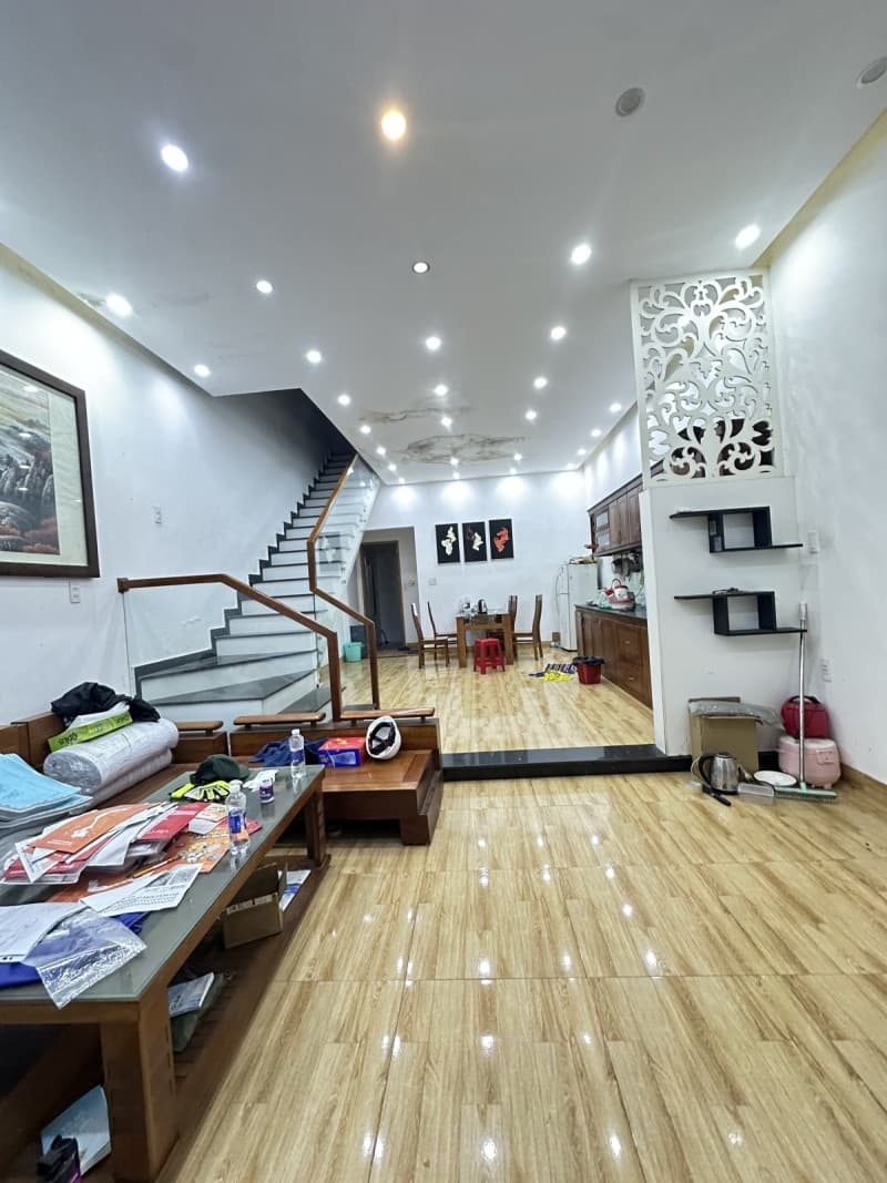 Nhà 3 tầng 90m² mặt tiền 5m Mộc Bài 8, Liên Chiểu — tiềm năng kinh doanh, mặt tiền đường lớn, ô tô đỗ cửa, có dòng tiền