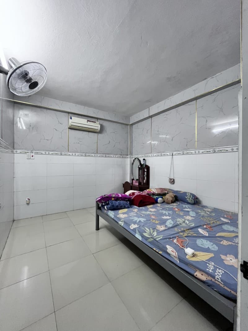 Nhà 2 tầng 123m² mặt tiền 9.6m Nguyễn Đình Tứ, Cẩm Lệ — gần biển, gần chợ, gần trường học, tiềm năng kinh doanh