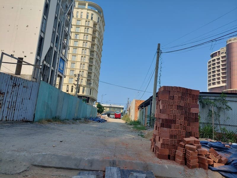 Đất 298.5m² mặt tiền 15m An Thượng 31, Ngũ Hành Sơn — gần biển, gần trường học, tiềm năng kinh doanh, mặt tiền đường lớn