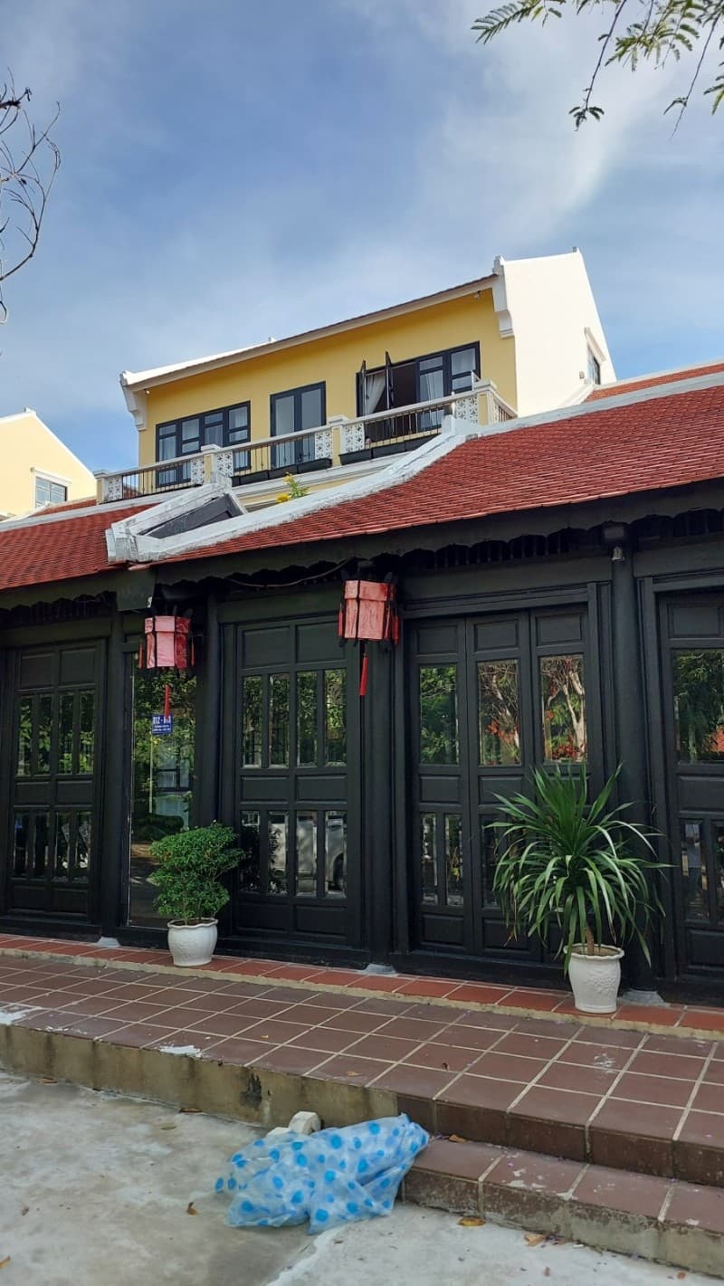 Nhà 3 tầng 442m² mặt tiền 17.6m Khu dân cư Trảng Kèo, Hội An — tiềm năng kinh doanh, mặt tiền đường lớn, ô tô đỗ cửa, có dòng tiền