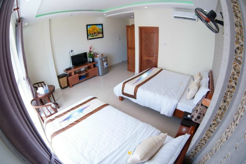 Nhà 5 tầng 241m² mặt tiền 5m Hoàng Diệu, Hải Châu — tiềm năng kinh doanh, mặt tiền đường lớn, ô tô đỗ cửa, có dòng tiền