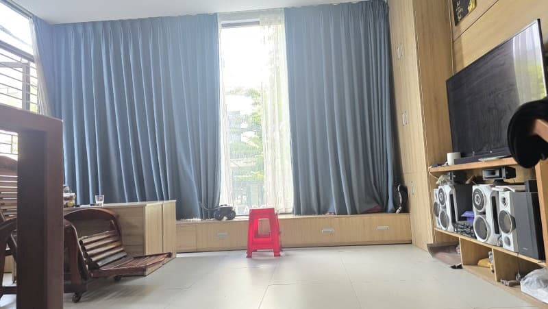 Nhà 4 tầng 44.7m² mặt tiền 5.1m Lý Thường Kiệt, Hải Châu — gần chợ, gần trường học, tiềm năng kinh doanh, mặt tiền đường lớn