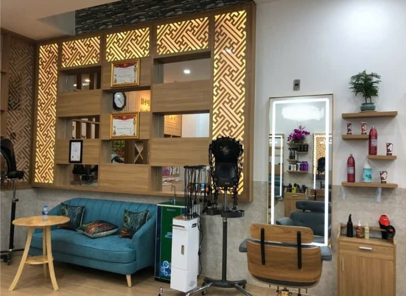 Nhà 4 tầng 100m² mặt tiền 3.5m Bà Triệu, Hội An — gần trường học, tiềm năng kinh doanh, mặt tiền đường lớn, tiềm năng tăng giá