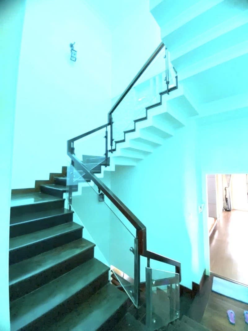 Nhà 3 tầng 100m² mặt tiền 5m Hai Bà Trưng, Hội An — tiềm năng kinh doanh, mặt tiền đường lớn