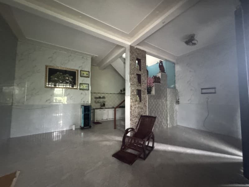 Nhà 3 tầng 221m² mặt tiền 9.5m Nguyễn Đình, Sơn Trà — gần biển, gần chợ, gần trường học, gần bệnh viện