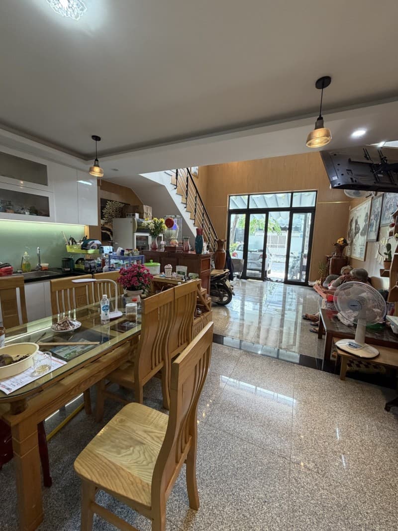 Nhà 2 tầng 75m² mặt tiền 5m Nguyễn Chí Diễu, Sơn Trà — gần chợ, gần trường học, mặt tiền đường lớn