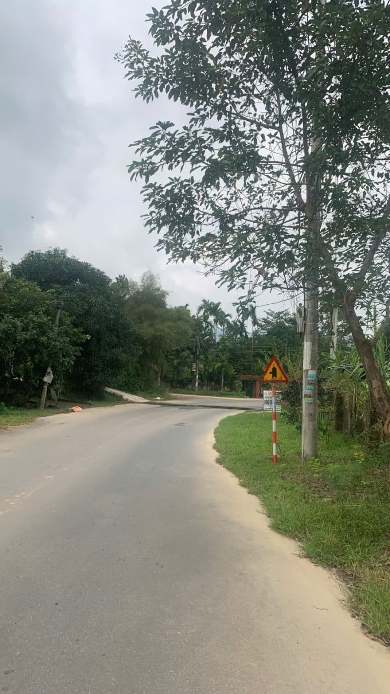 Đất 360m² mặt tiền 18.5m Đường DT 602 Hòa Ninh, Hoà Vang — gần trường học, tiềm năng kinh doanh, mặt tiền đường lớn, ô tô đỗ cửa