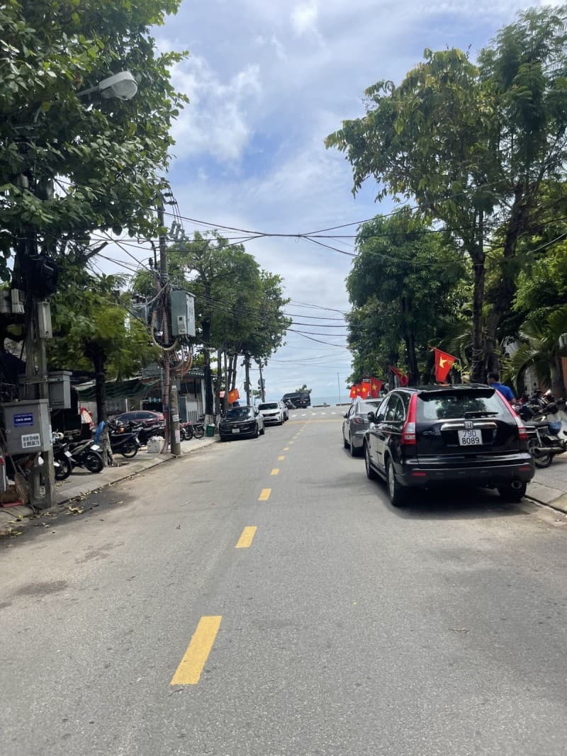 Nhà cấp 4 370m² mặt tiền 7.7m Trần Quang Khải, Sơn Trà — gần biển, mặt tiền đường lớn, ô tô đỗ cửa, tiềm năng tăng giá