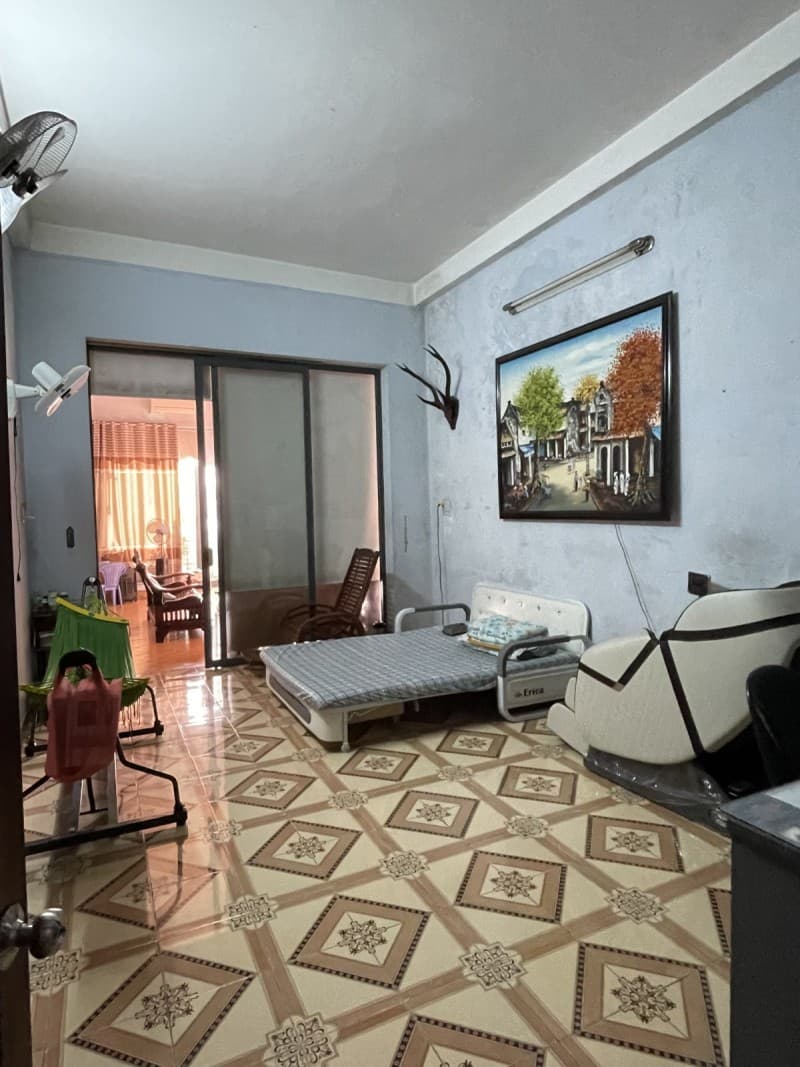 Nhà 3 tầng 81m² mặt tiền 3.8m Núi Thành, Hải Châu — tiềm năng kinh doanh, mặt tiền đường lớn, đường 10.5m, có dòng tiền